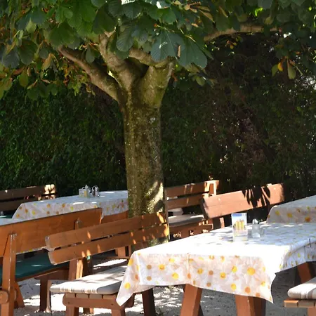 Hemetsberger Vendégház 3*
