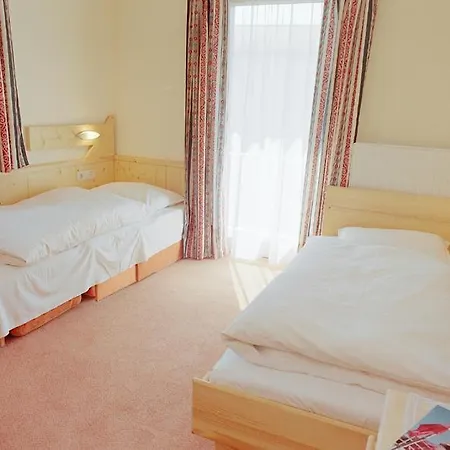 Guest house Hemetsberger Attersee