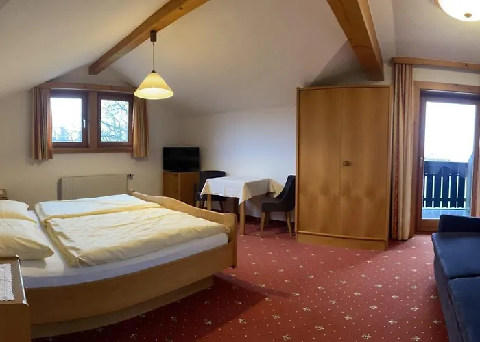 Hemetsberger Konukevi