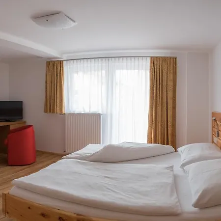 Hemetsberger Гостевой дом 3*