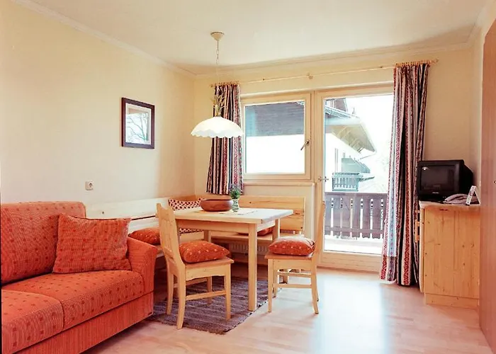 Konukevi Hemetsberger 3*